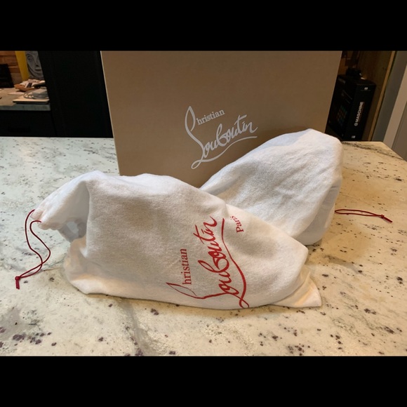 Christian Louboutin Nono Strap flat veau velours - Picture 8 of 8